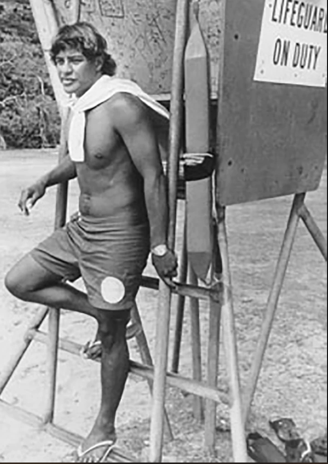Eddie Aikau_lifeguard_surf_salvataggio_mito_rescue_italia (8)