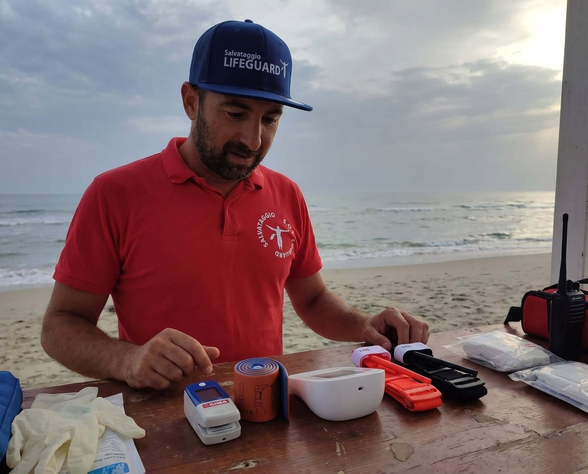 dotazioni_sanitarie_bagnini_salvataggio_lifeguard_rescue_italia (1)